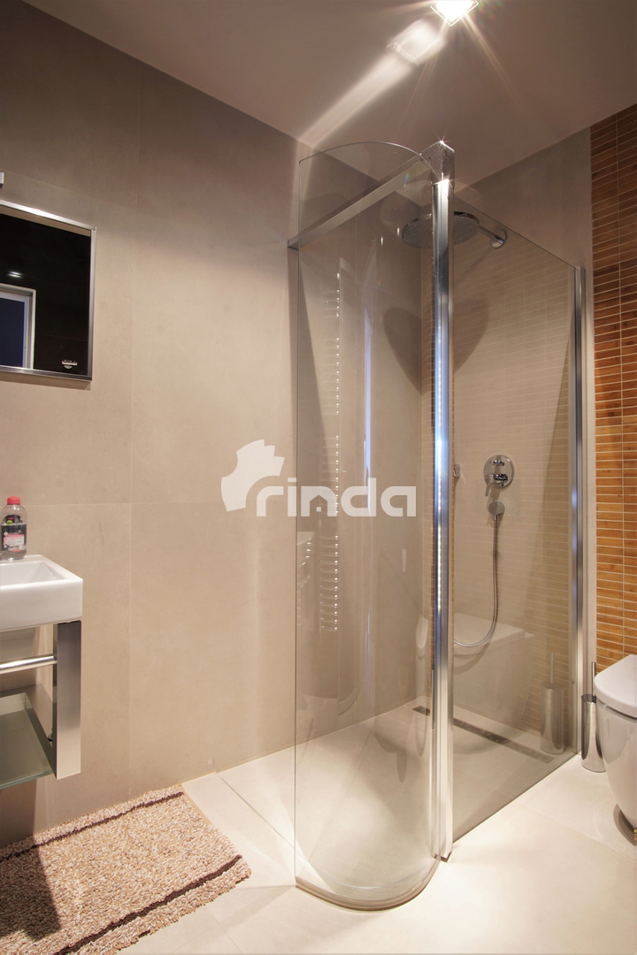 Una casa fantastica - nel centro di Rovigno - Giardino con piscina jacuzzi + parcheggio