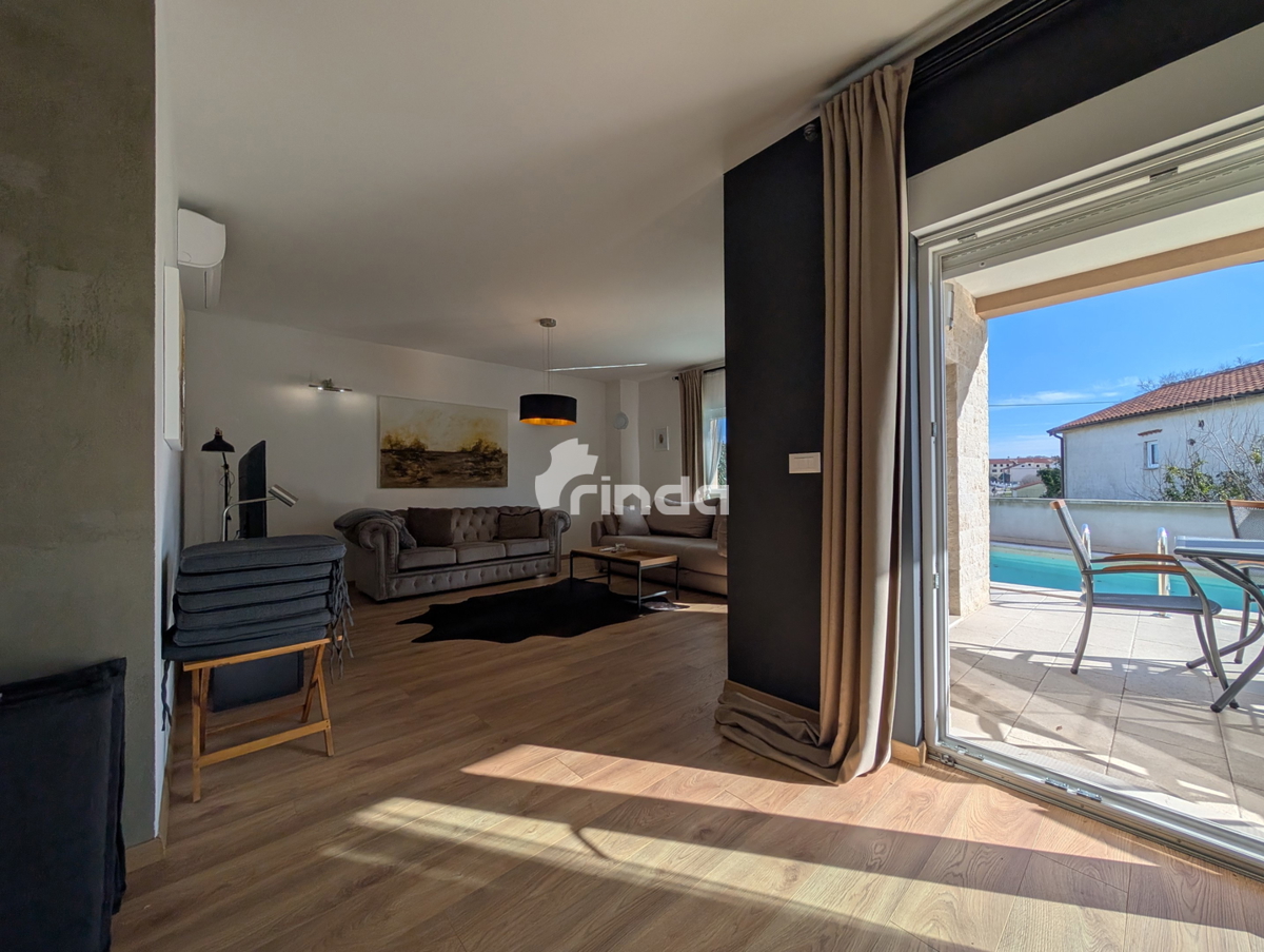 Lussuosa casa - Rovinsko selo - 143m2 + (143m2) - Offerta esclusiva!