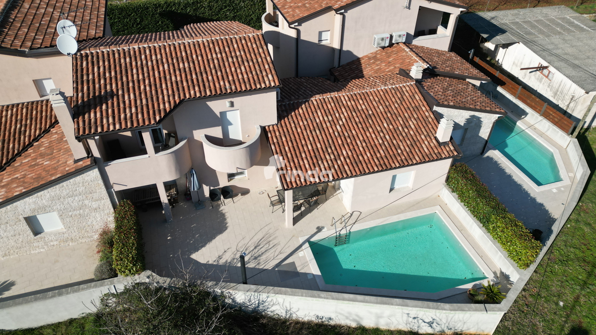 Lussuosa casa - Rovinsko selo - 143m2 + (143m2) - Offerta esclusiva!