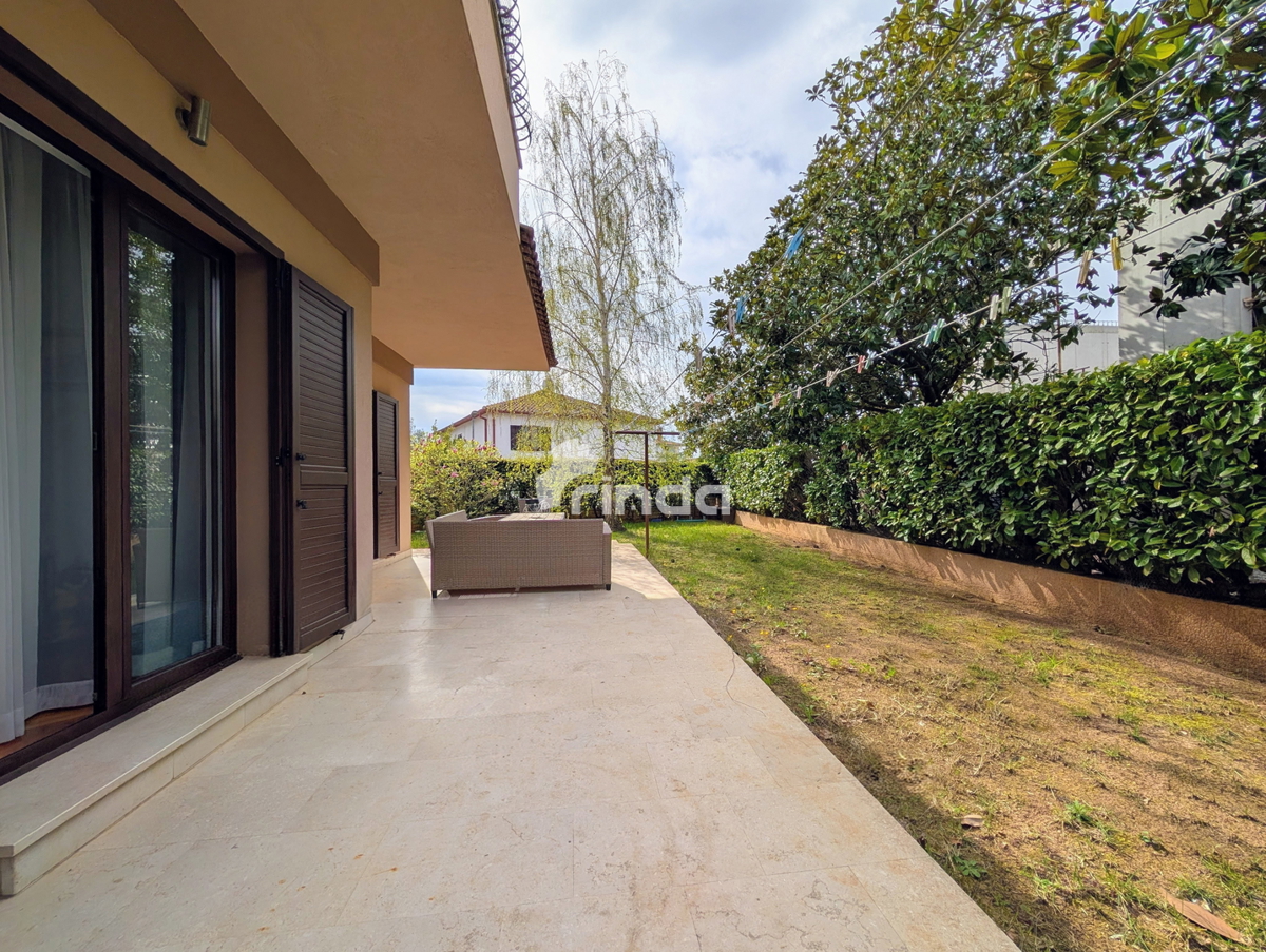 Casa bifamiliare - 4 unità abitative - Rovinj - 365m2 + (170m2)