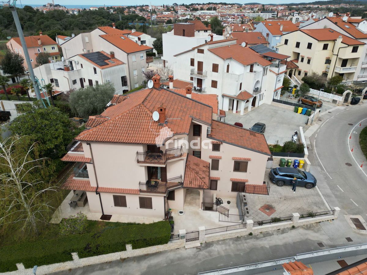 Casa bifamiliare - 4 unità abitative - Rovinj - 365m2 + (170m2)