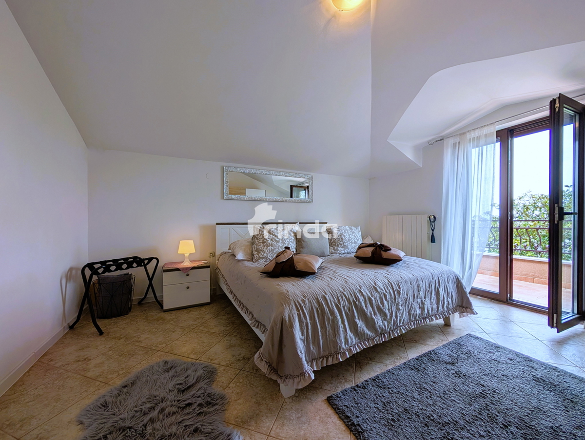 Casa bifamiliare - 4 unità abitative - Rovinj - 365m2 + (170m2)