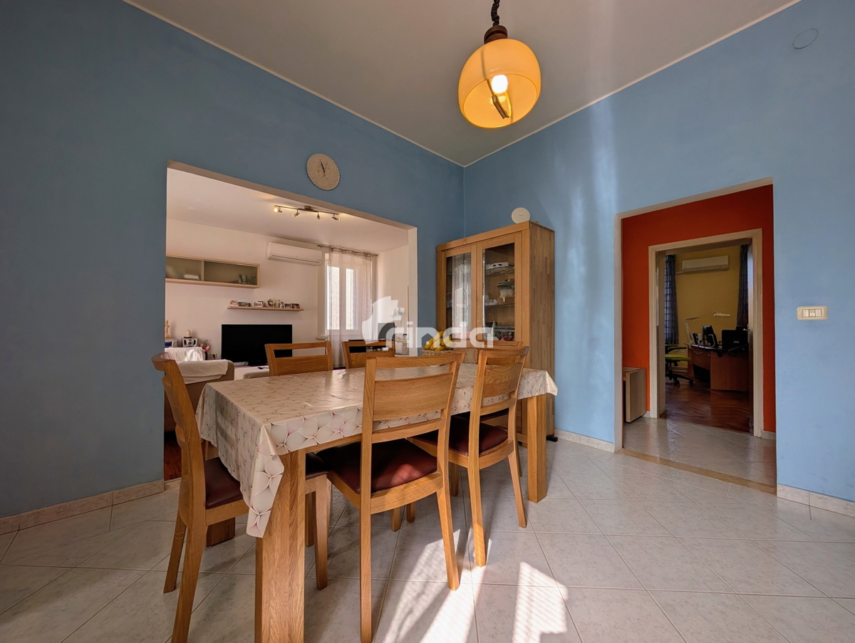 Ampio appartamento familiare con giardino - Pula - 81m2 + (220m2)