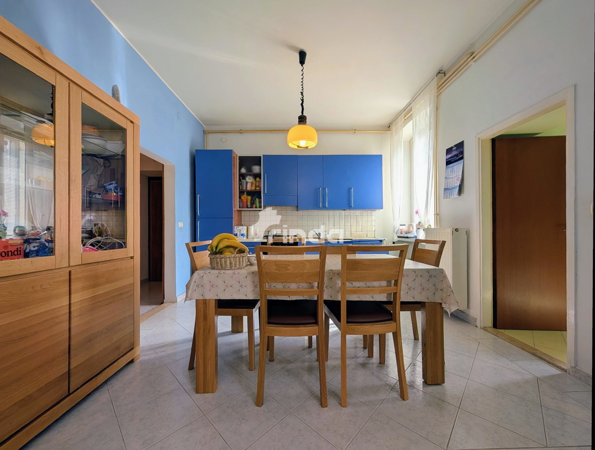 Ampio appartamento familiare con giardino - Pula - 81m2 + (220m2)