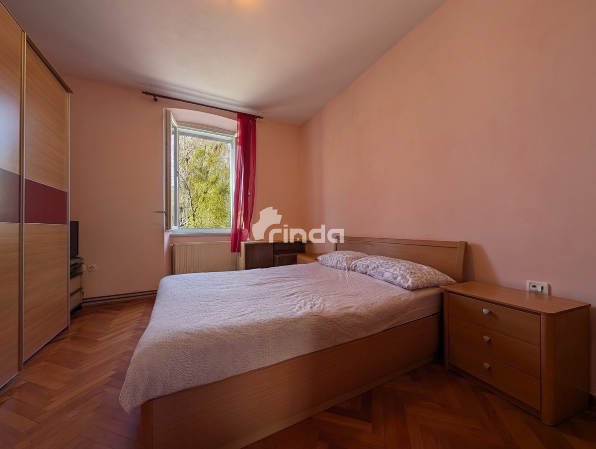 Ampio appartamento familiare con giardino - Pula - 81m2 + (220m2)