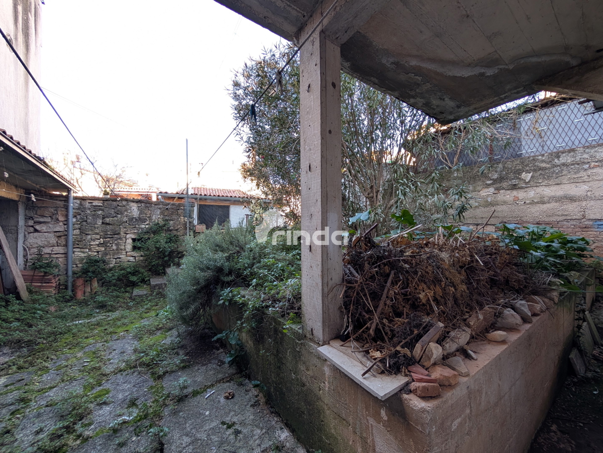 Taverna con cortile - Da ristrutturare - Rovigno - 84m2