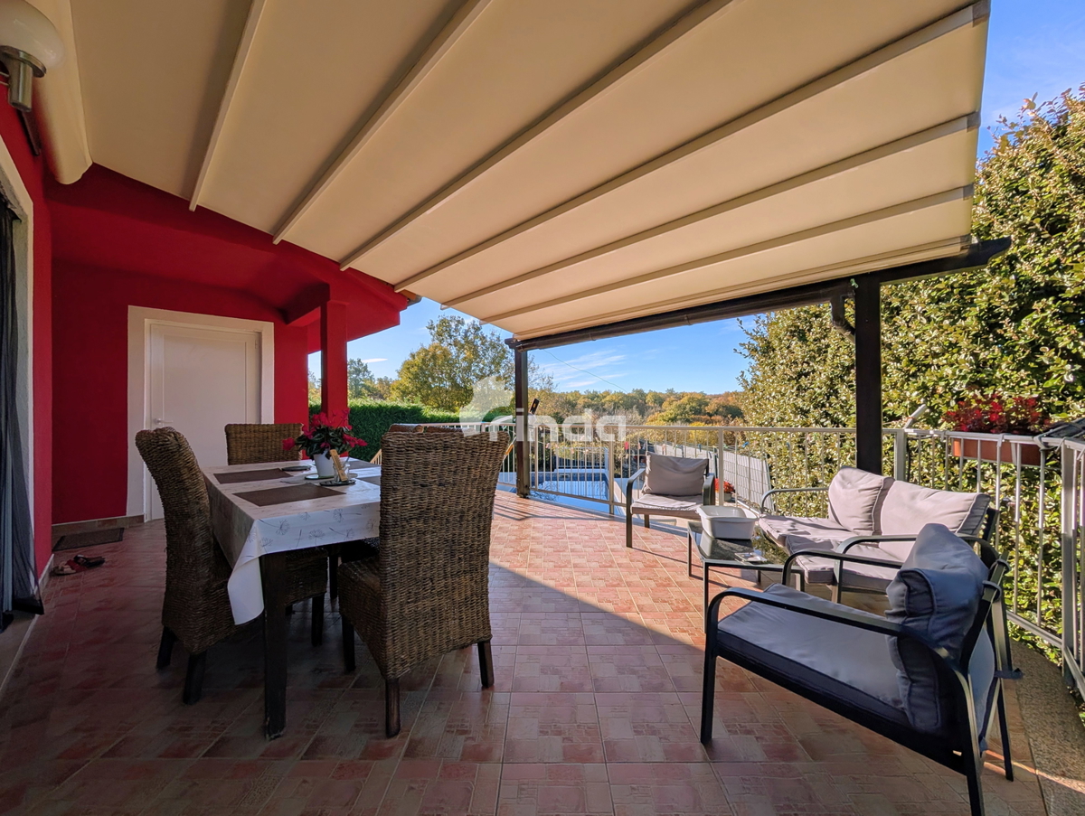 Casa indipendente con piscina nei dintorni di Rovigno - 60 m2 + (500 m2)