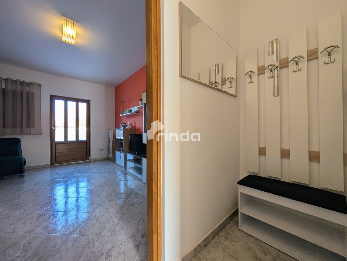 Villa bifamiliare - Rovinjsko selo - 91m2 + (108m2)