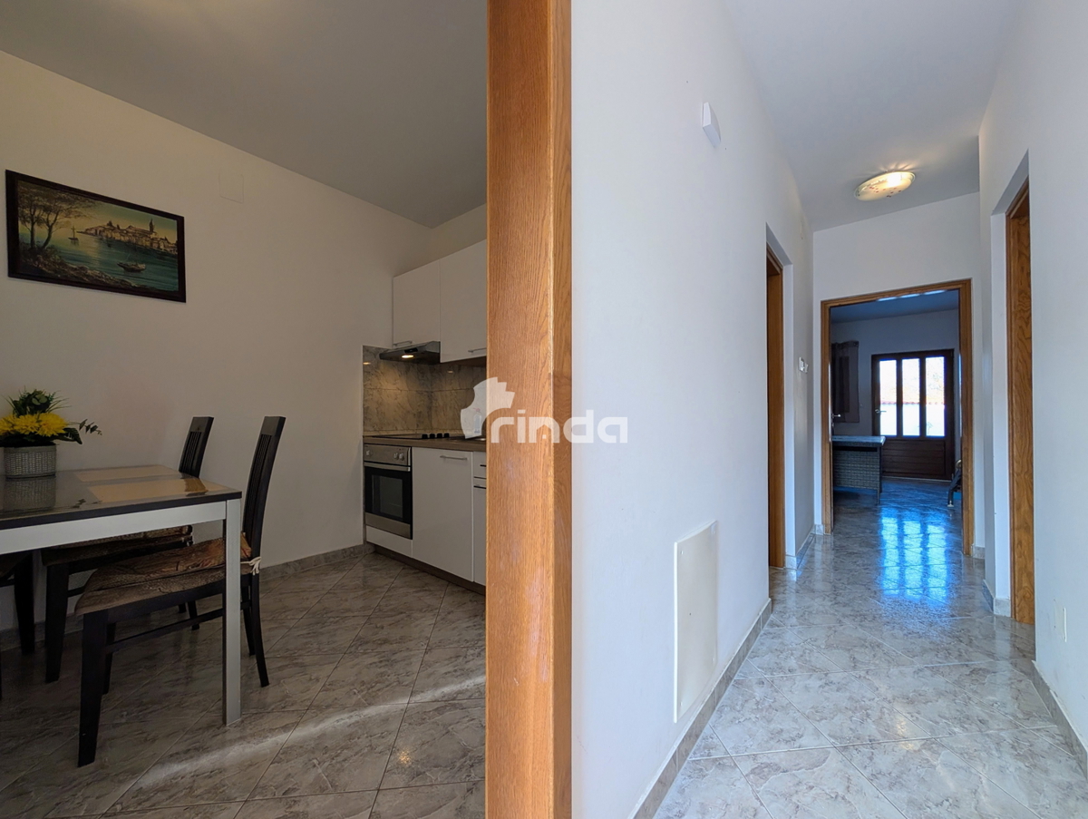 Villa bifamiliare - Rovinjsko selo - 91m2 + (108m2)