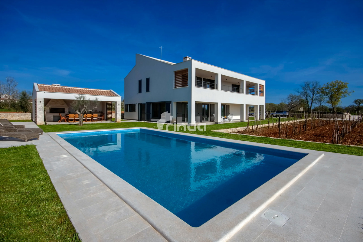 Villa con piscina e vista mare - Svetvincenat - 572m2 + (6513m2)