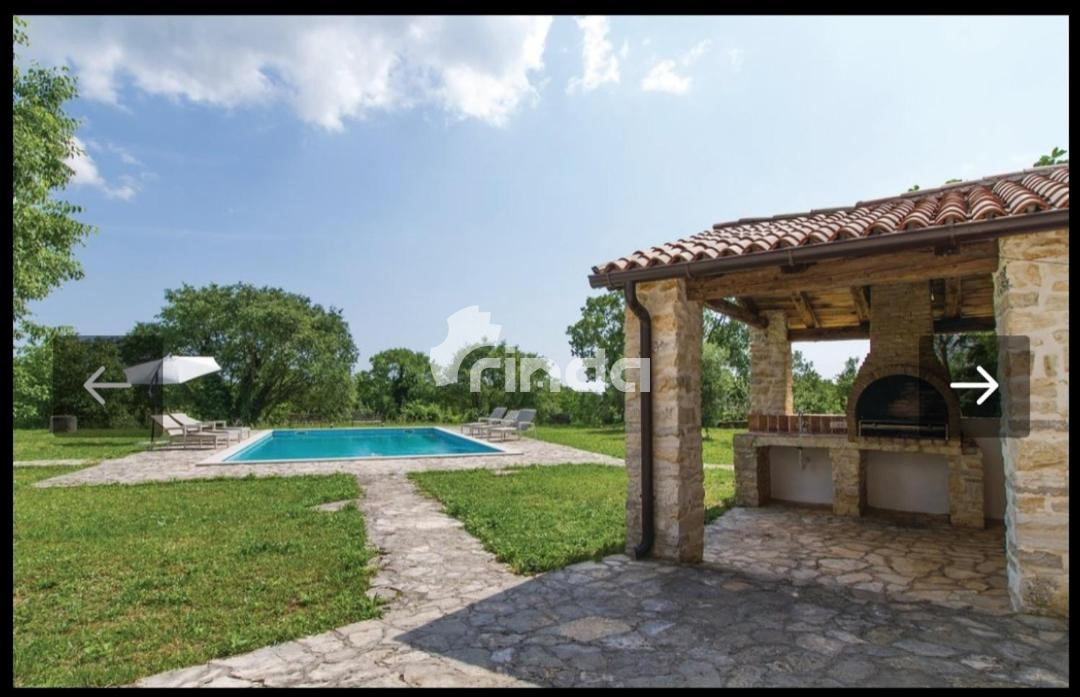 Villa in pietra - Barban - 280m2 + (19000m2)