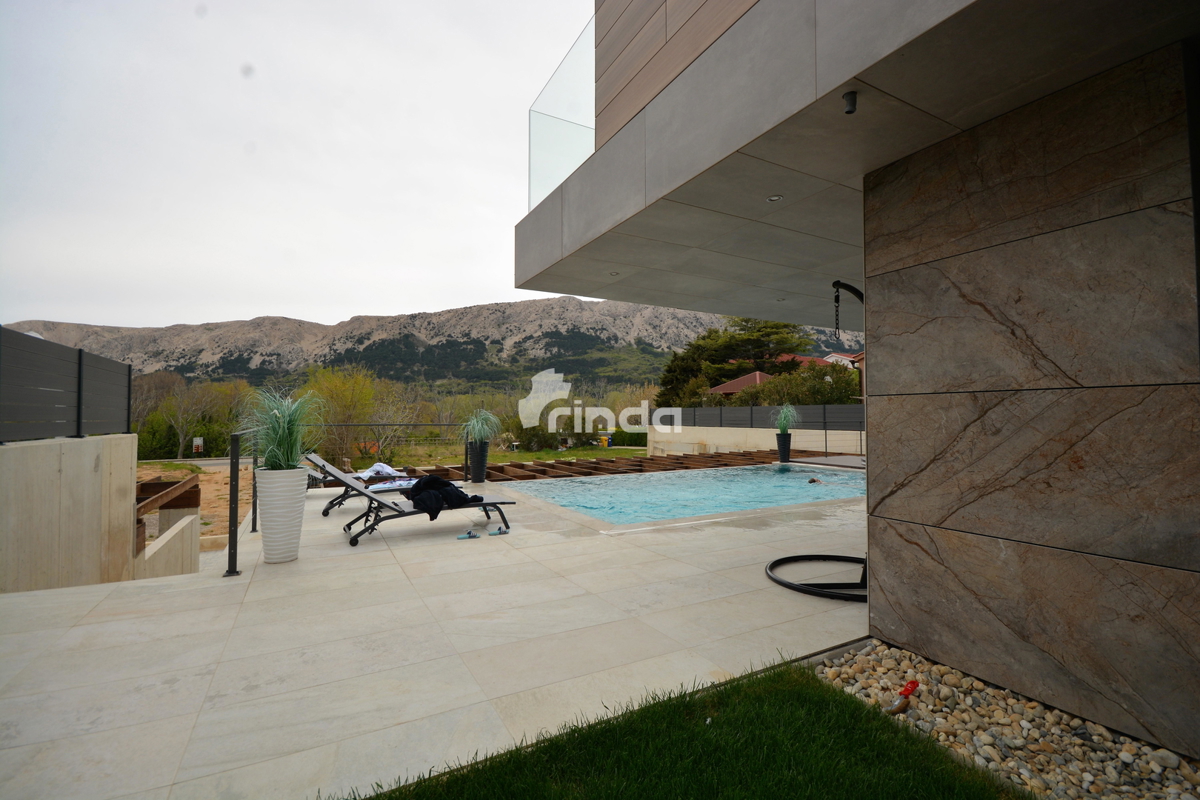 Island of Krk - Baška - Modern urban villa with a pool