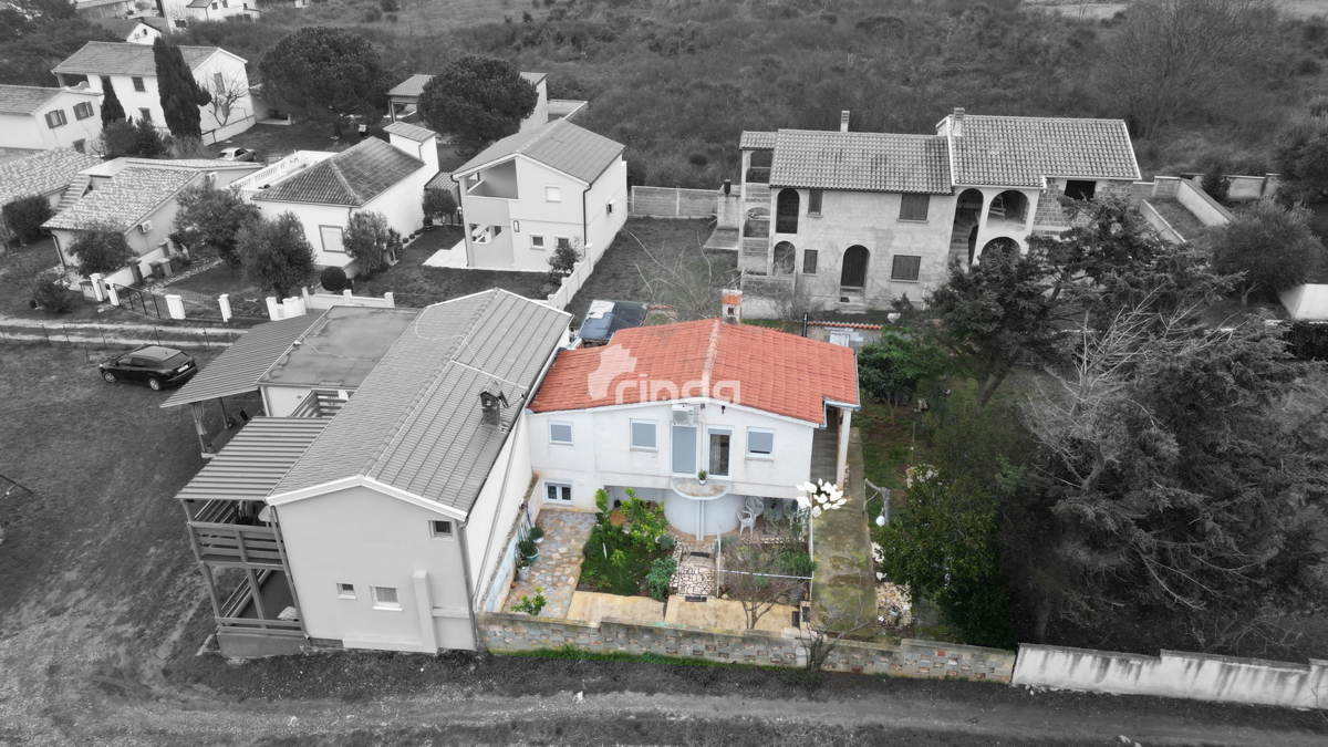 Casa - Ližnjan - Marlera - 80m2 (200m2 di terreno)