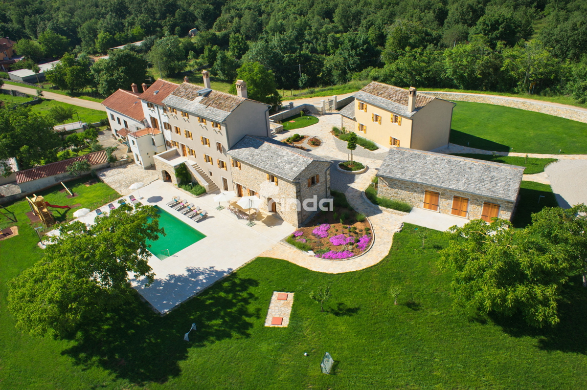 Villa di lusso con piscina e campo da golf privato - 894 m2 - Grisignana