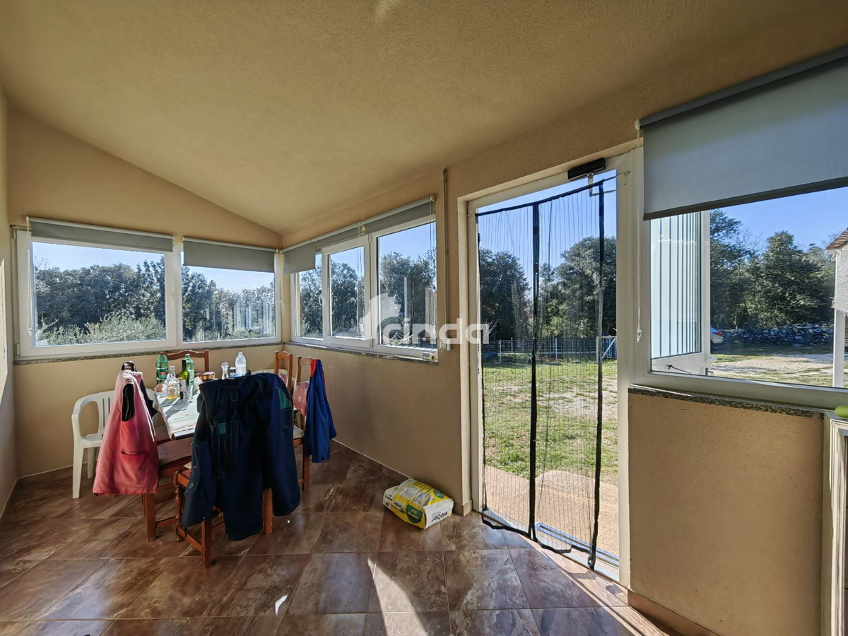 Exclusive – surroundings of Rovinj - house on a large plot (70m2 + 2800m2)