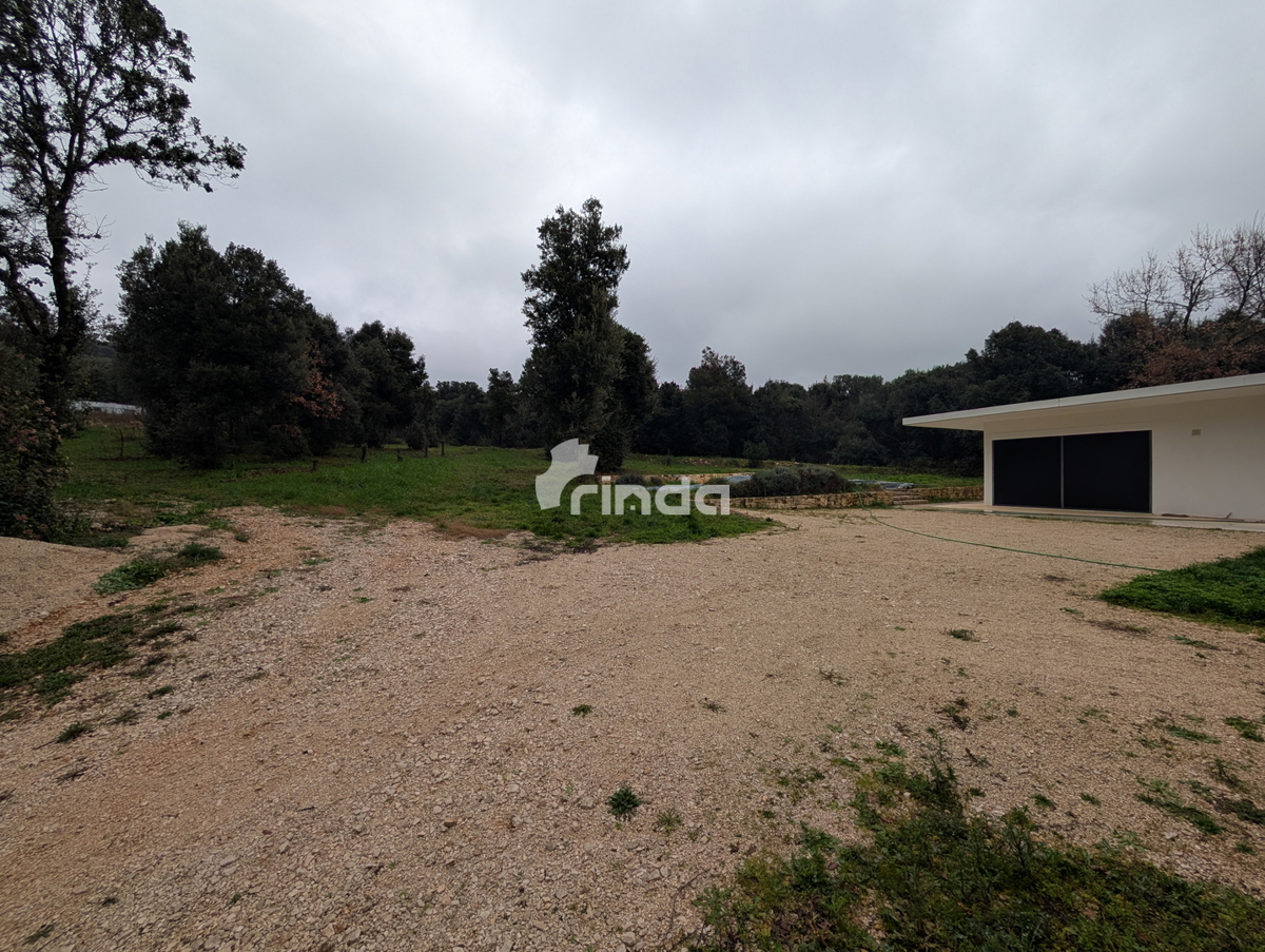 Tenuta - Rovinj - 11.000m2 - elettricità + acqua + fognatura