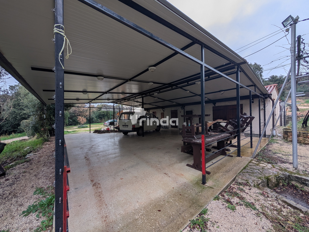 Tenuta - Rovinj - 11.000m2 - elettricità + acqua + fognatura