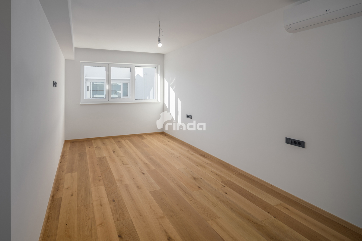Ampio appartamento di lusso con vista mare - Rovigno - 159m2