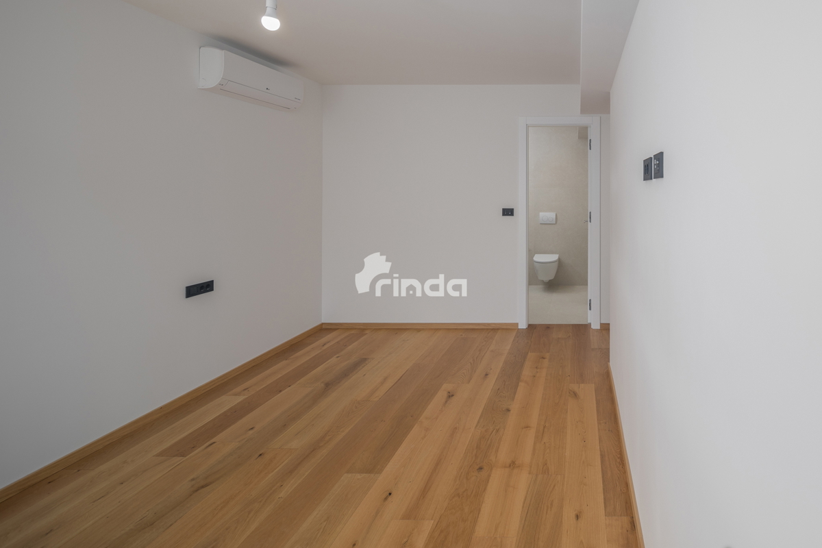 Ampio appartamento di lusso con vista mare - Rovigno - 159m2