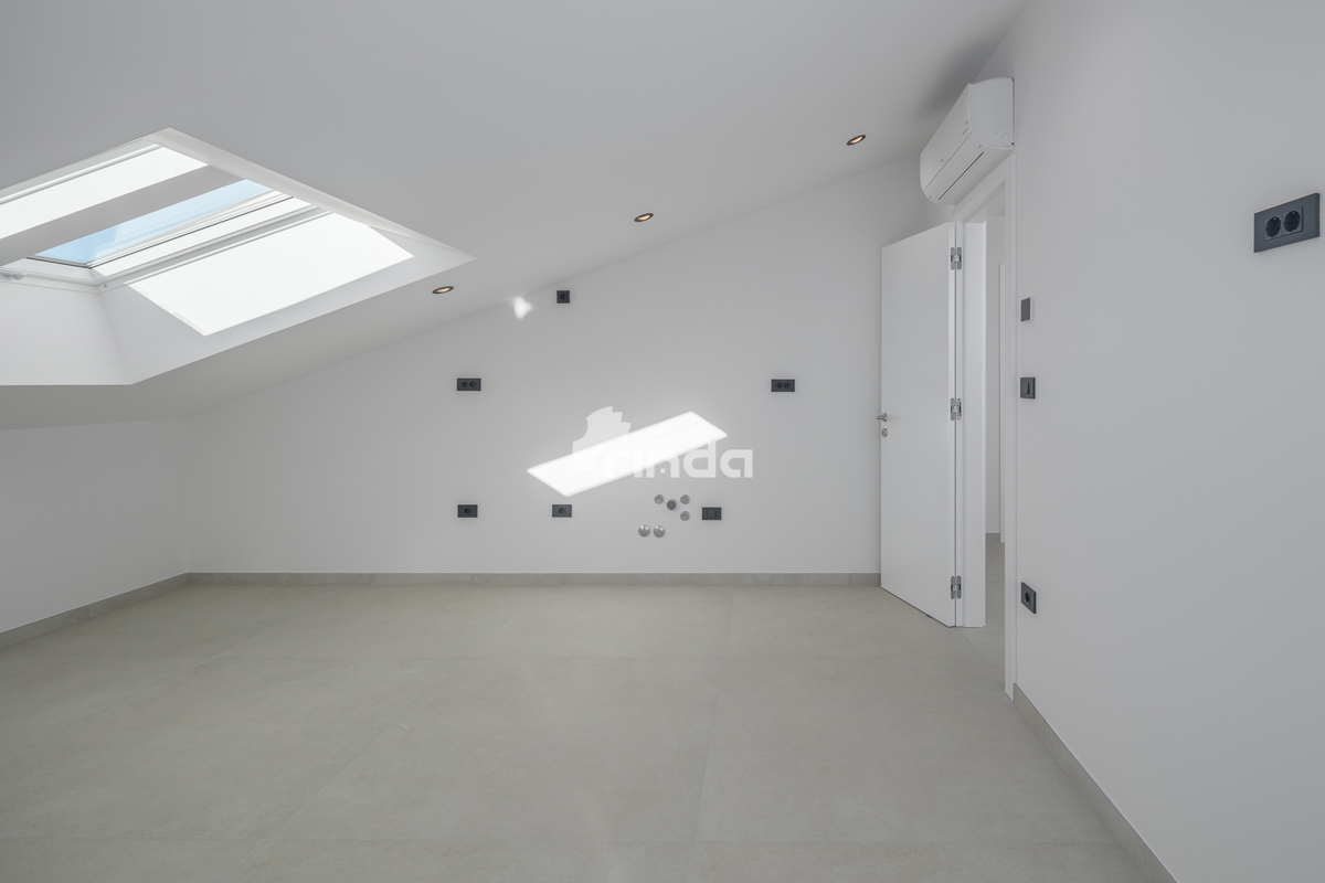 Ampio appartamento di lusso con vista mare - Rovigno - 159m2