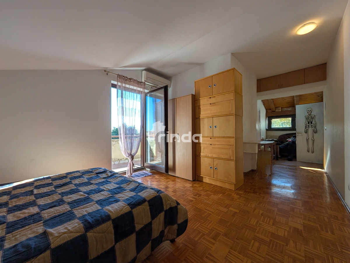 Appartamento su due livelli in zona tranquilla nella zona più ampia del centro di Rovigno - 127 m2