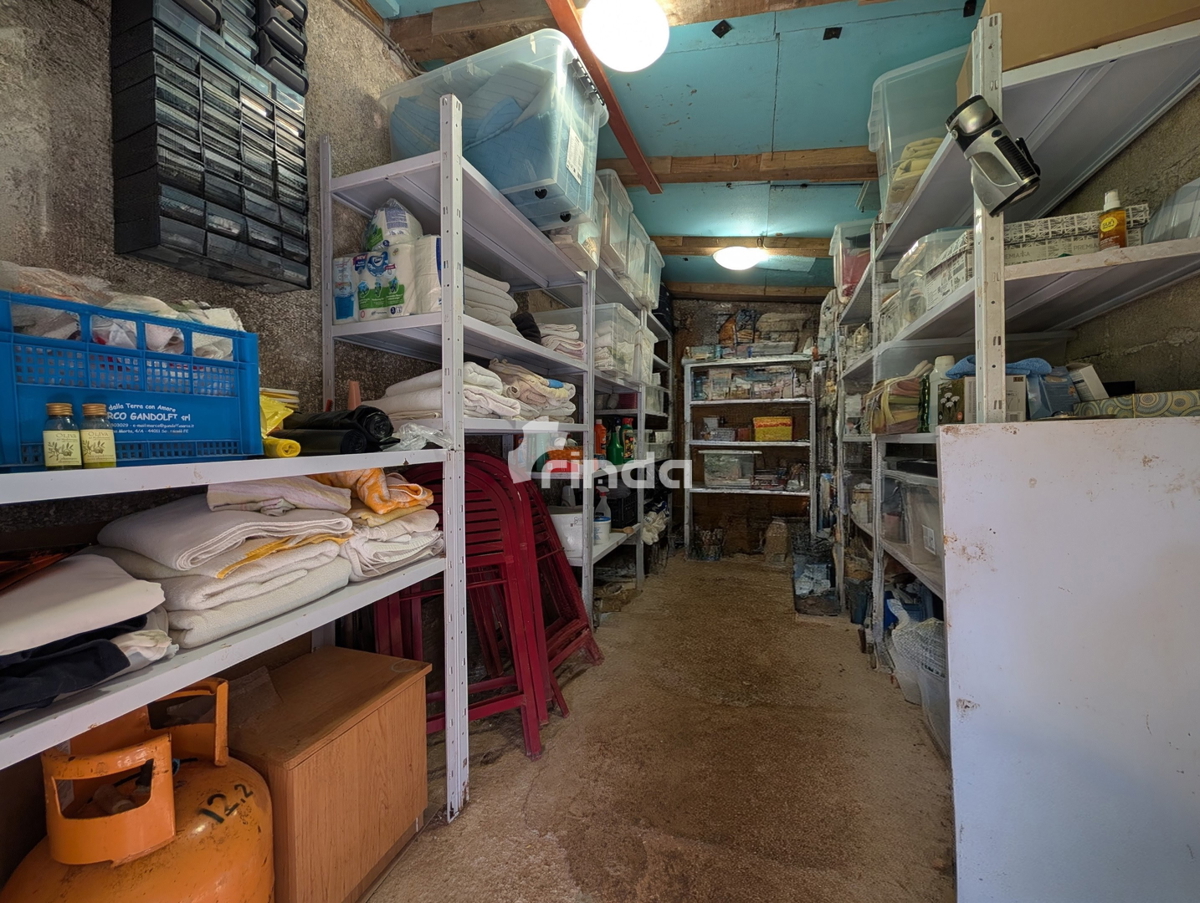 Grande proprietà nella periferia di Rovigno - 125m2 + (4550m2)