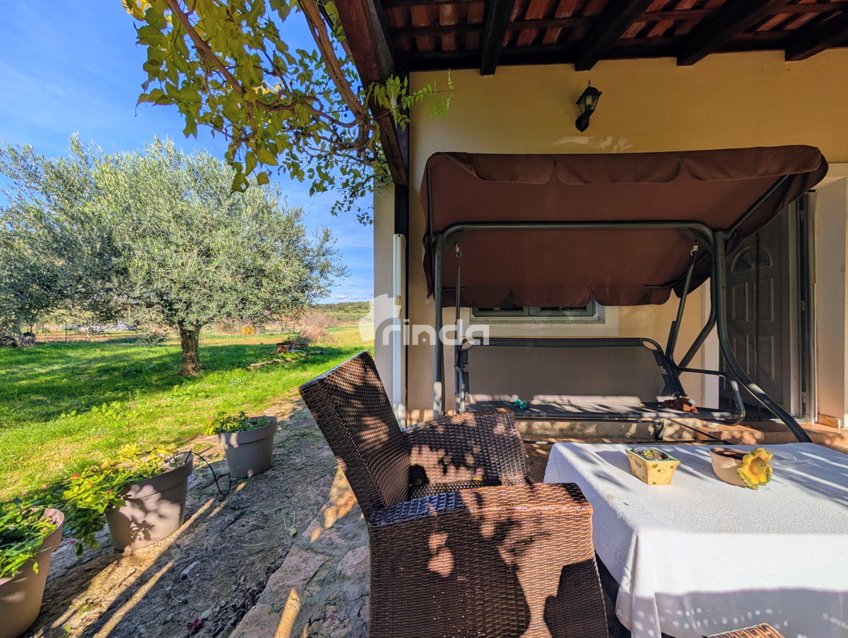 Grande proprietà nella periferia di Rovigno - 125m2 + (4550m2)