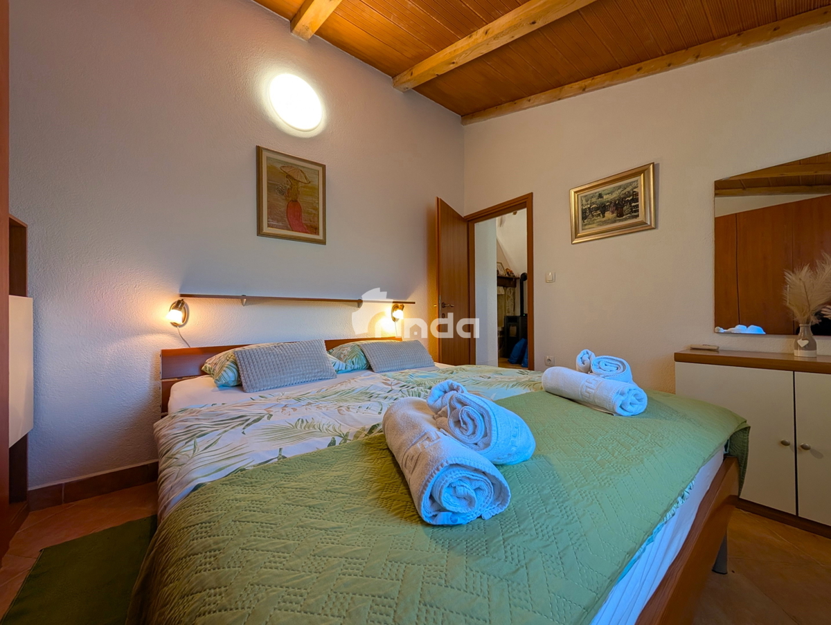 Grande proprietà nella periferia di Rovigno - 125m2 + (4550m2)