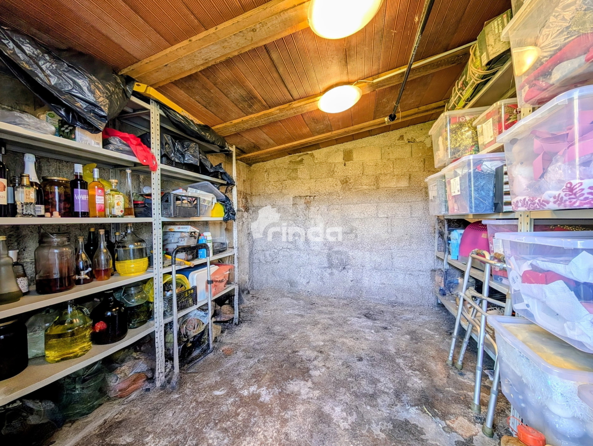 Grande proprietà nella periferia di Rovigno - 125m2 + (4550m2)