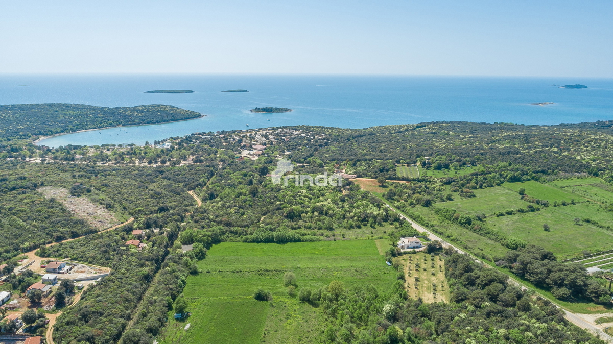 Bella proprietà immersa nel verde vicino a Rovigno - 165m2 + (4809m2)