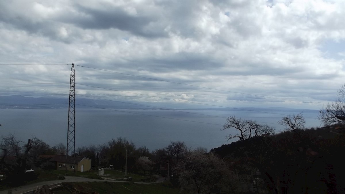 Terreno edificabile con vista mare