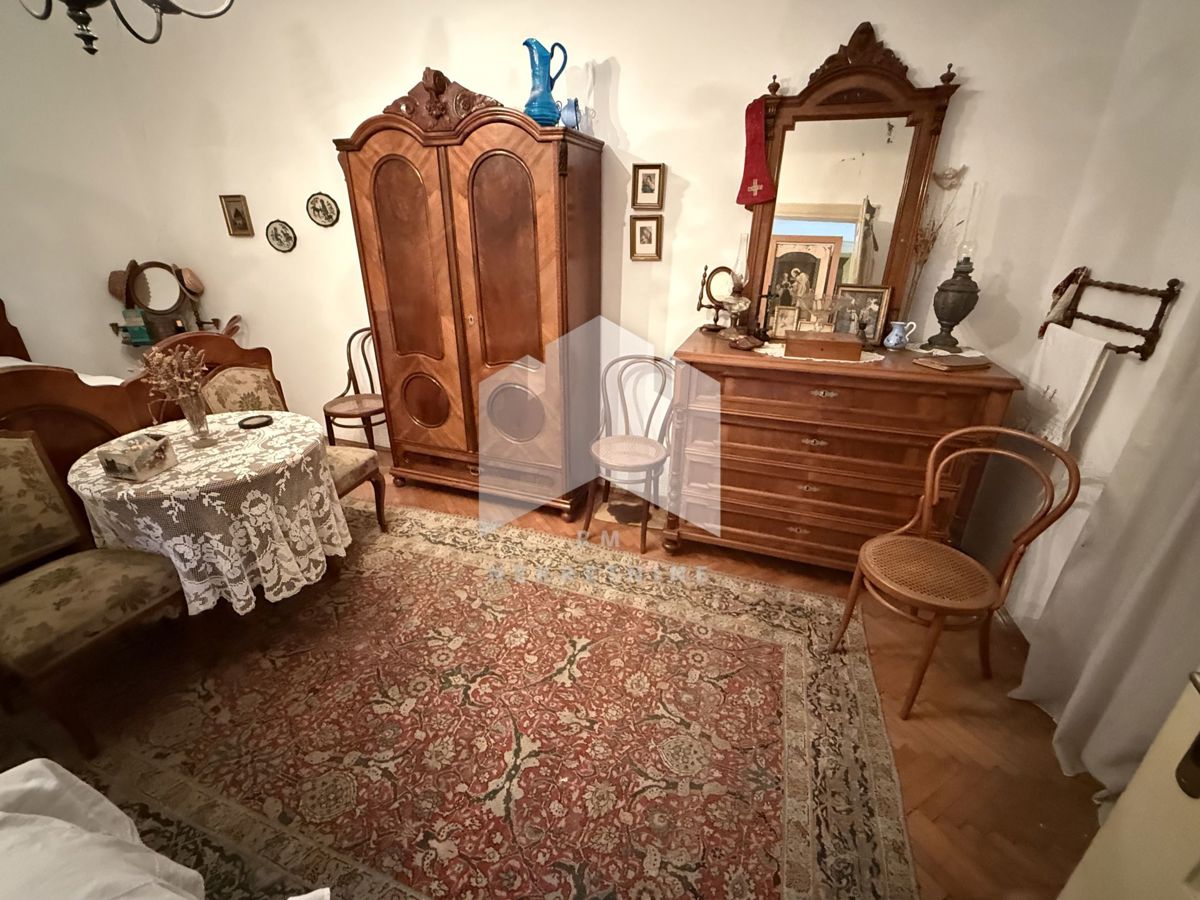 Casa Novi Vinodolski, 192m2