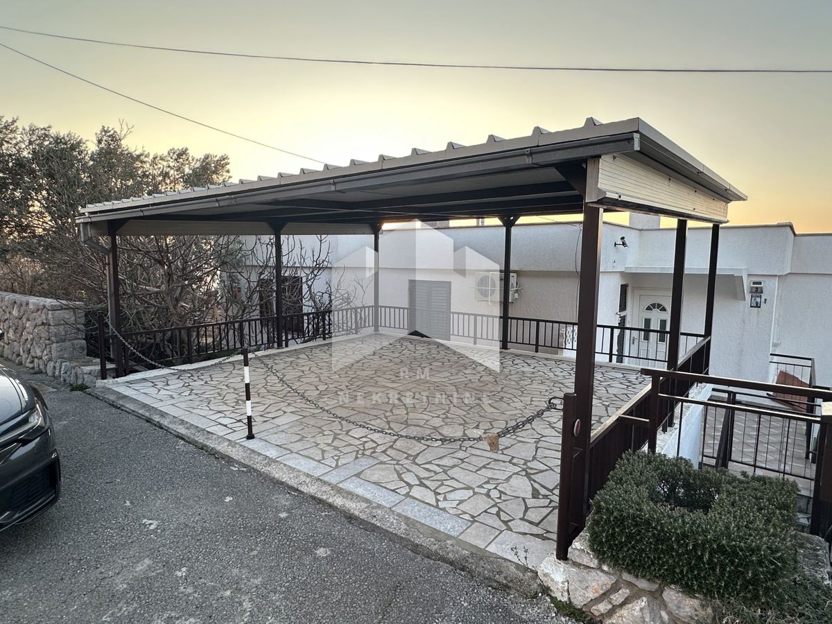 Appartamento Klenovica, Novi Vinodolski, 145m2