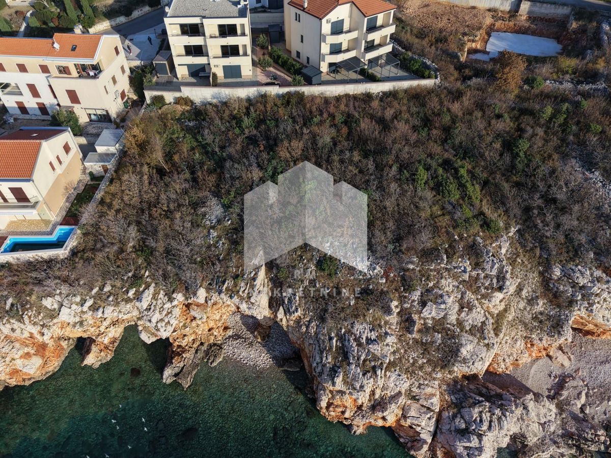 Terreno Novi Vinodolski, 410m2