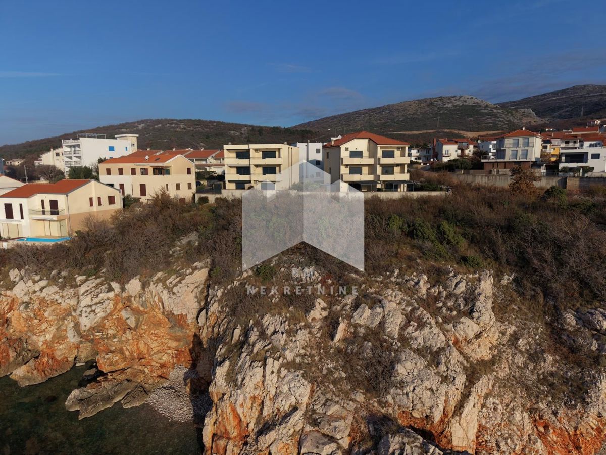 Terreno Novi Vinodolski, 410m2