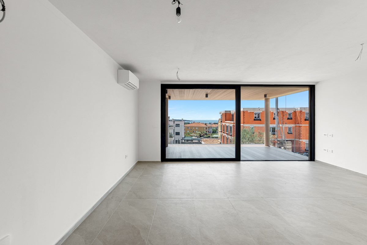 Novigrad – Appartamento di lusso al primo piano 