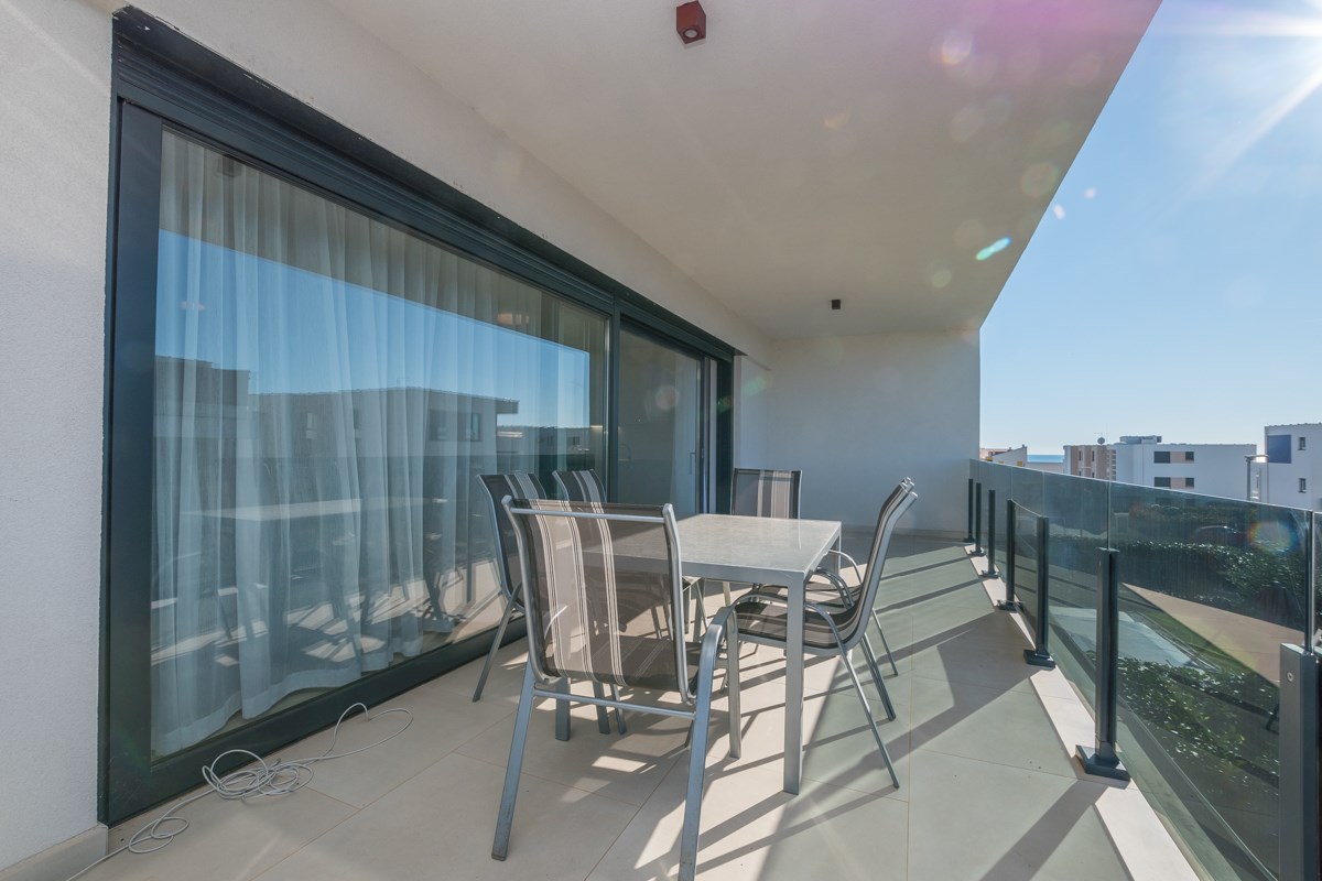 Cittanova, appartamento arredato con vista mare