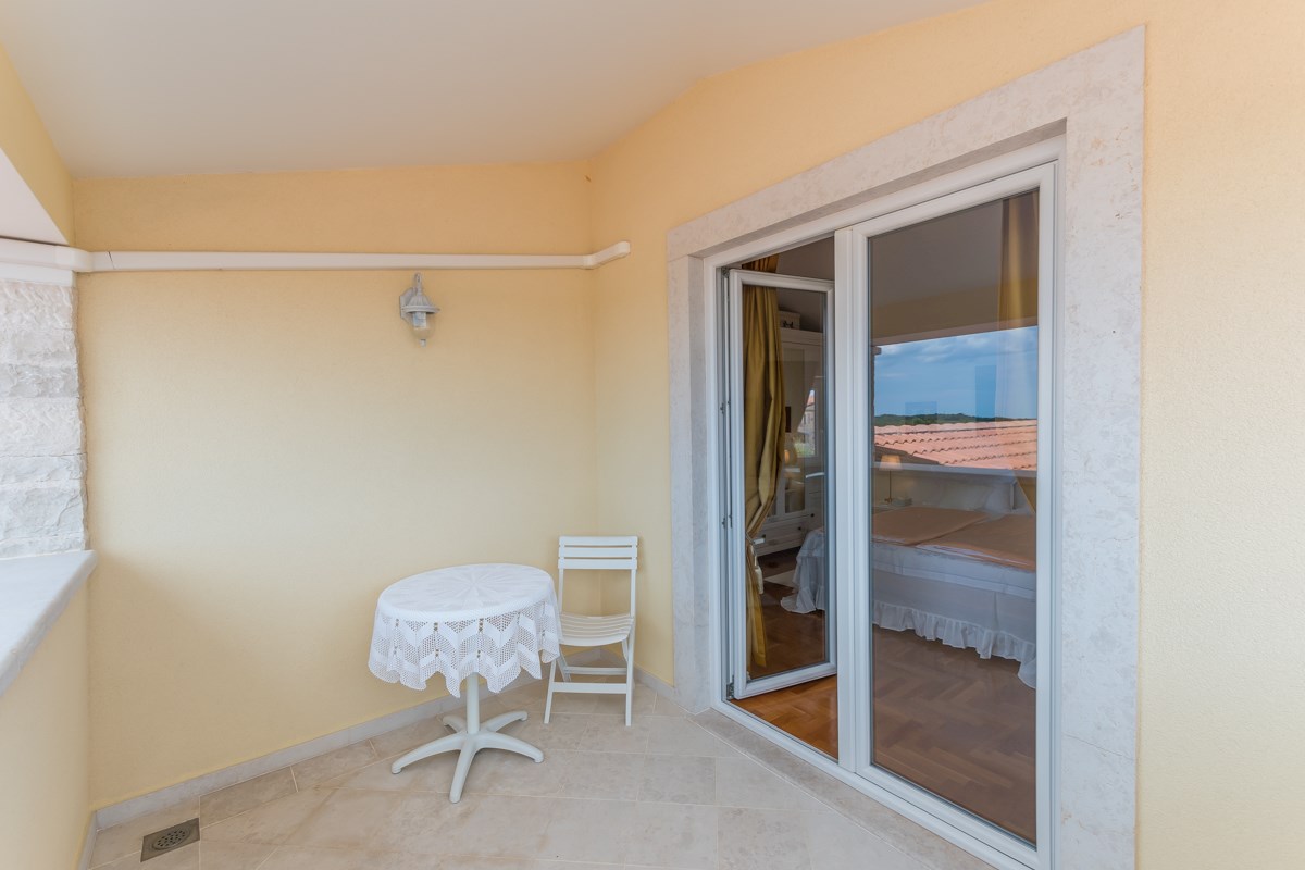 Parenzo, una villa mediterranea con vista panoramica sul mare