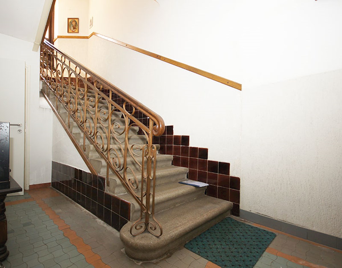 Complesso residenziale-commerciale nel centro di Samobor