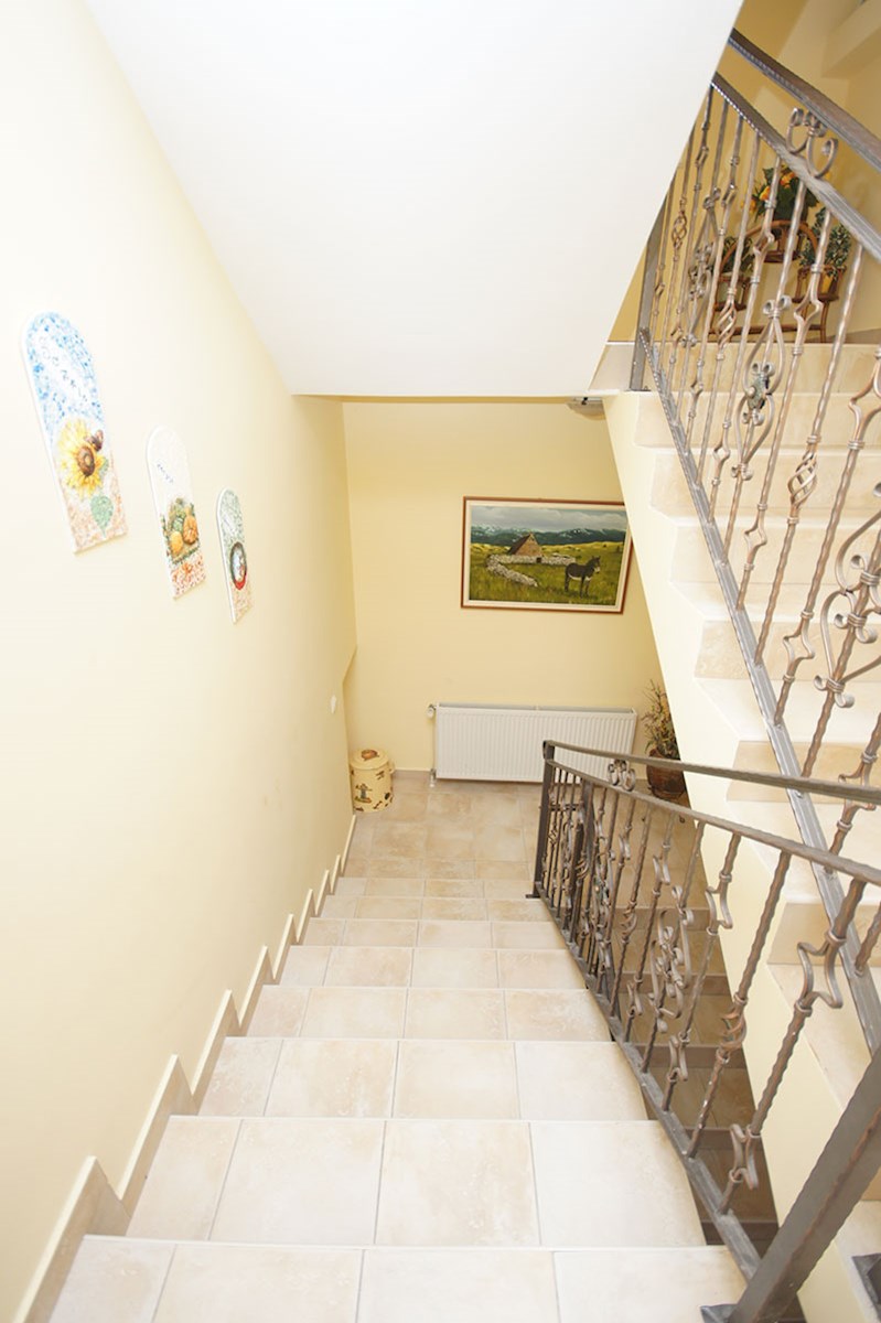 Struttura turistica con sei appartamenti - Komarna (Dubrovačko-neretvanska županija)