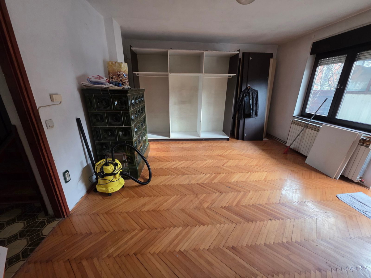 Spaziosa casa bifamiliare nel centro di Samobor