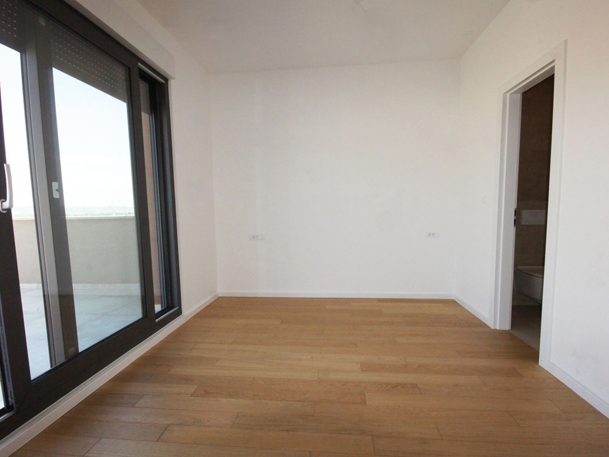 Attico di lusso con quattro camere - nuova costruzione