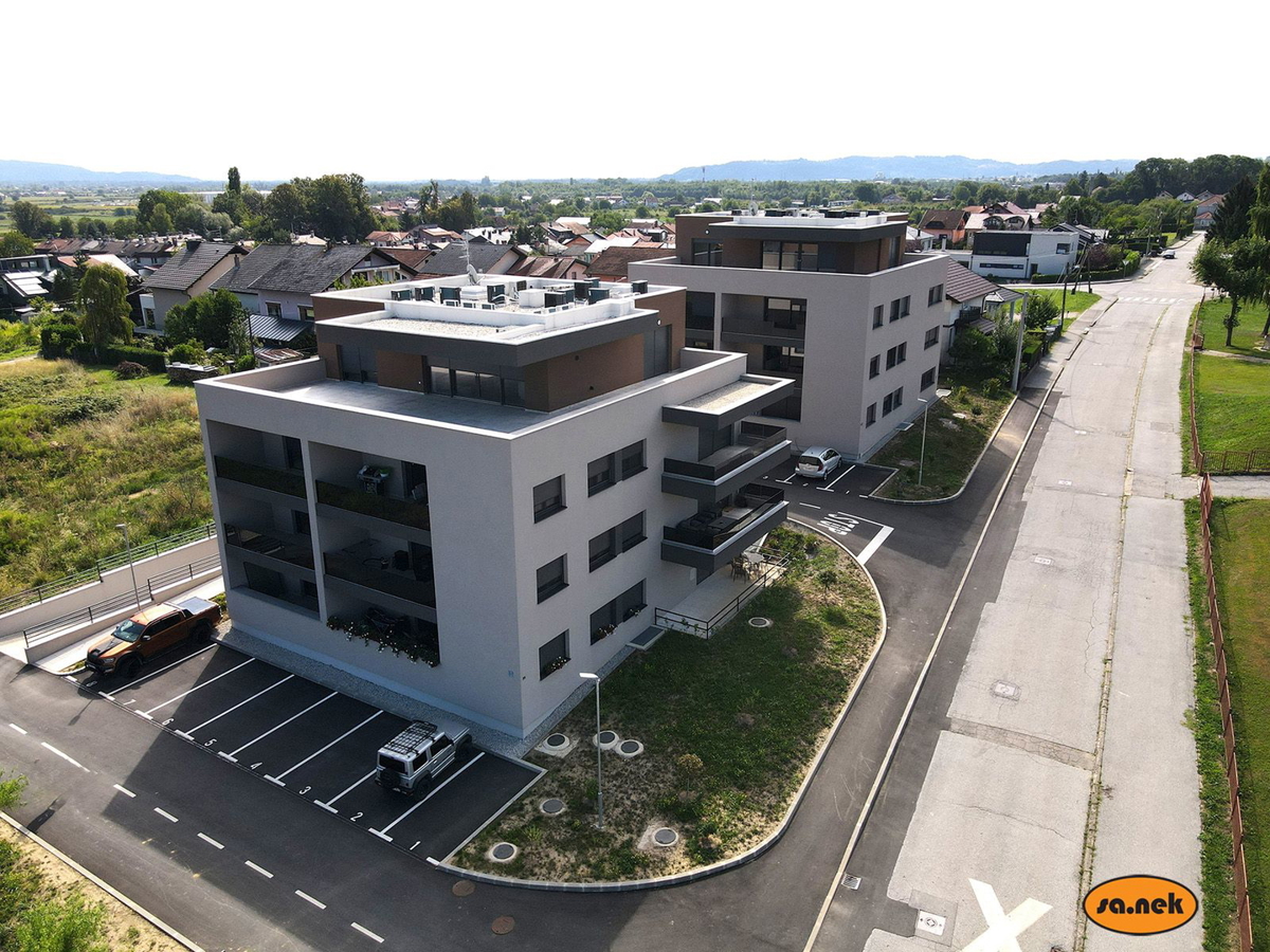 Attico di lusso con quattro camere - nuova costruzione