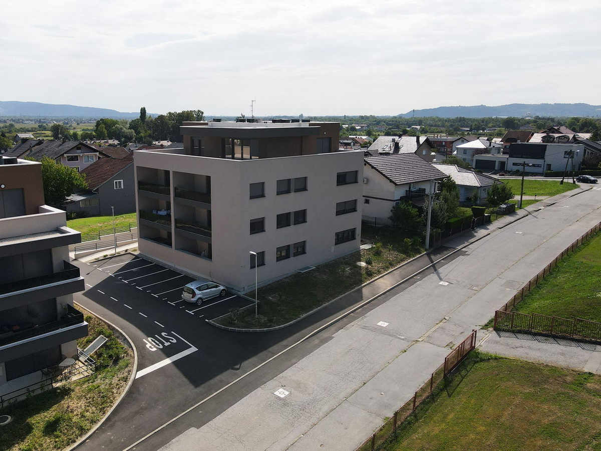 Attico di lusso con quattro camere - nuova costruzione