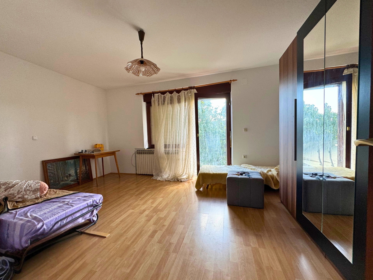 Casa con due unità abitative nei dintorni di Samobor