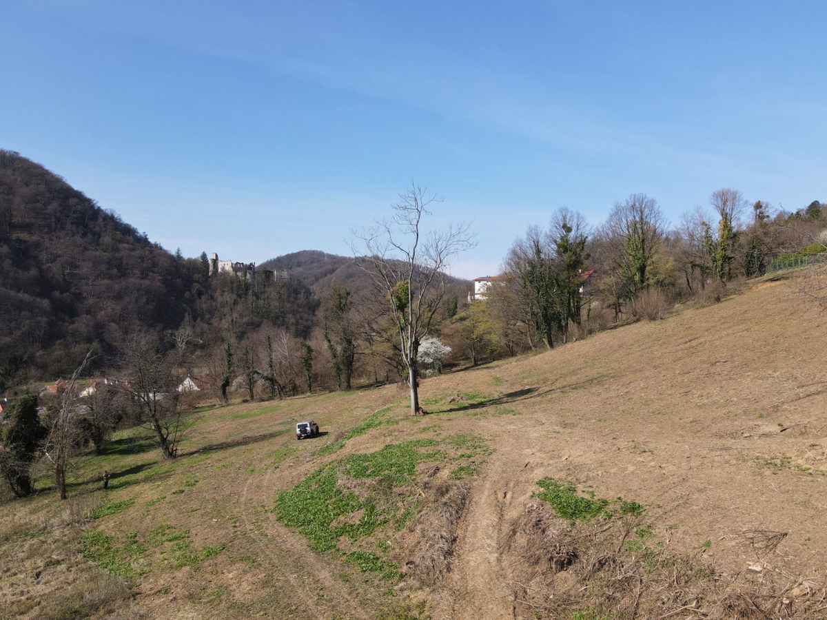 Terreno edificabile nella zona residenziale di Samobor