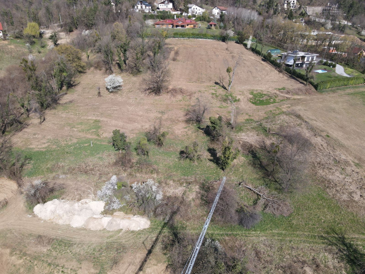 Terreno edificabile nella zona residenziale di Samobor
