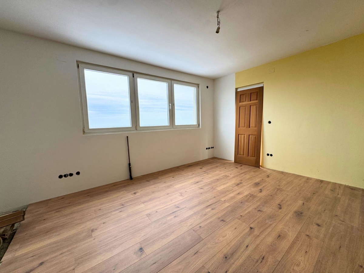 Casa con due appartamenti a Sveta Nedelja