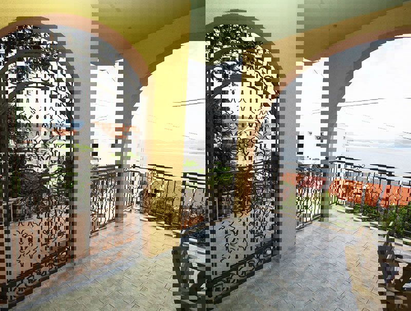 Struttura turistica con sei appartamenti - Komarna (Dubrovačko-neretvanska županija)