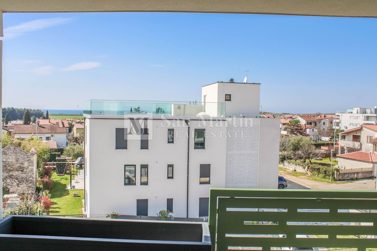 Cittanova - penthouse in una nuova costruzione con una vista fantastica, vicino al mare